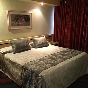Kamer met een King Size Bed